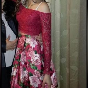 Selling this 2 piece. I wear it once to homecoming about 3 years ago.